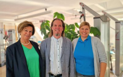 Sabine von Tschirschky, Dietmar Loeser und Bernadette Wachholz in der Physiotherapiepraxis in Sindelfingen